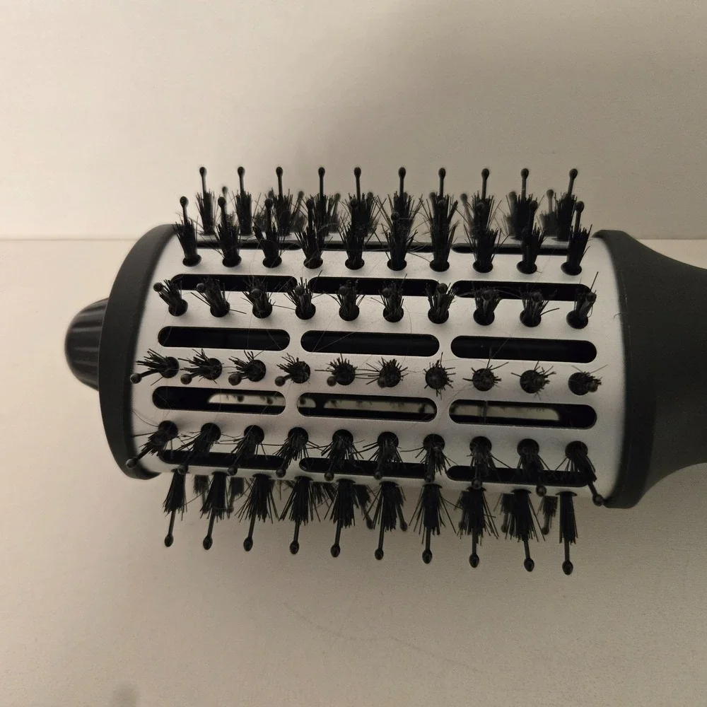 Babyliss PRO Nano Titanium Professional Hot Air Dry Brush Styling 2.5